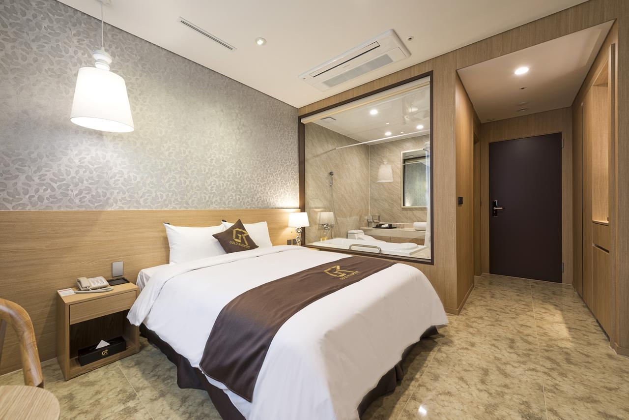 Goldriver Hotel Seoul Exterior photo