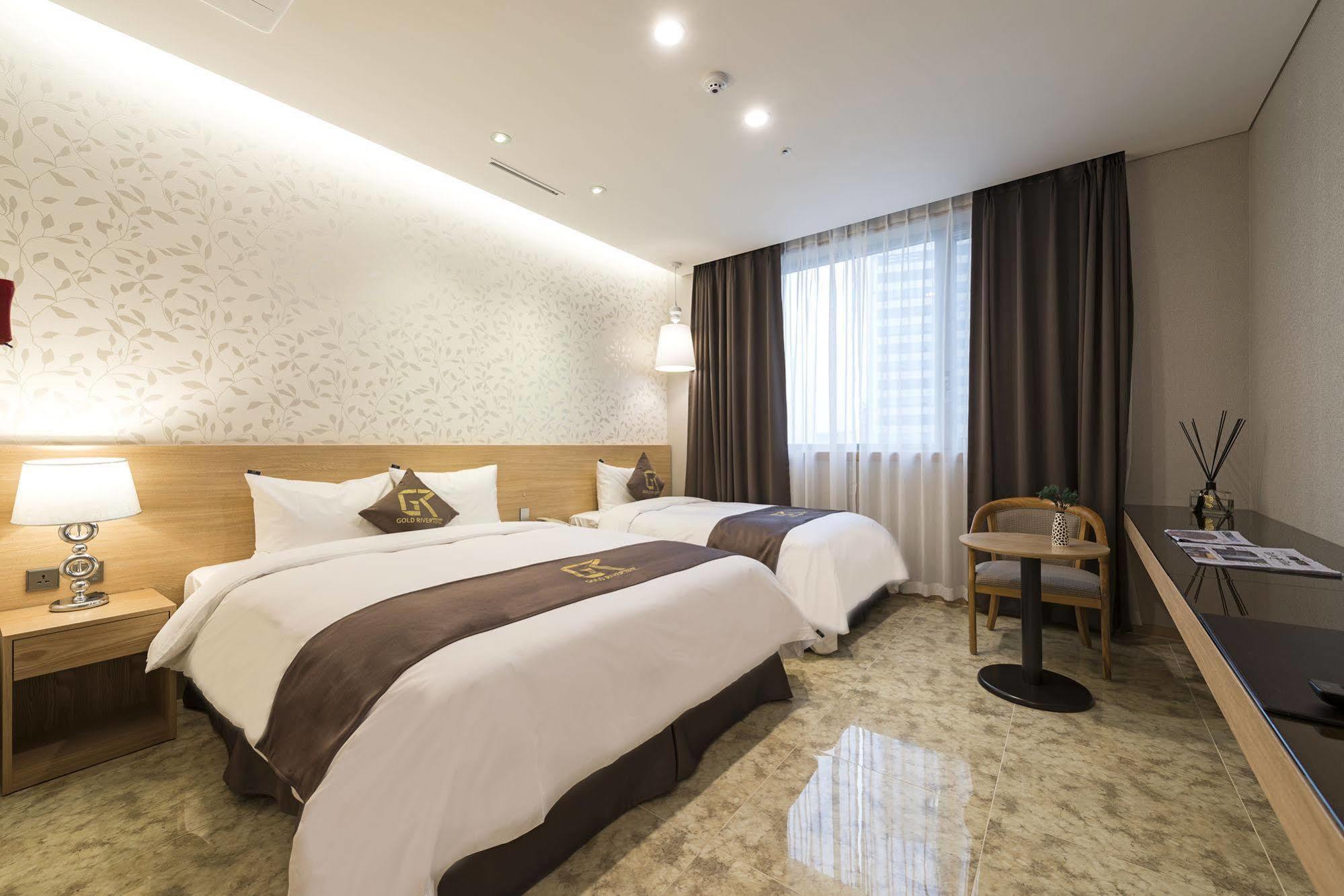 Goldriver Hotel Seoul Exterior photo